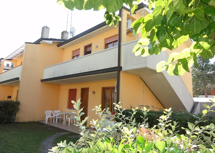 Апартаменты Cozy Flat In A House With Pools